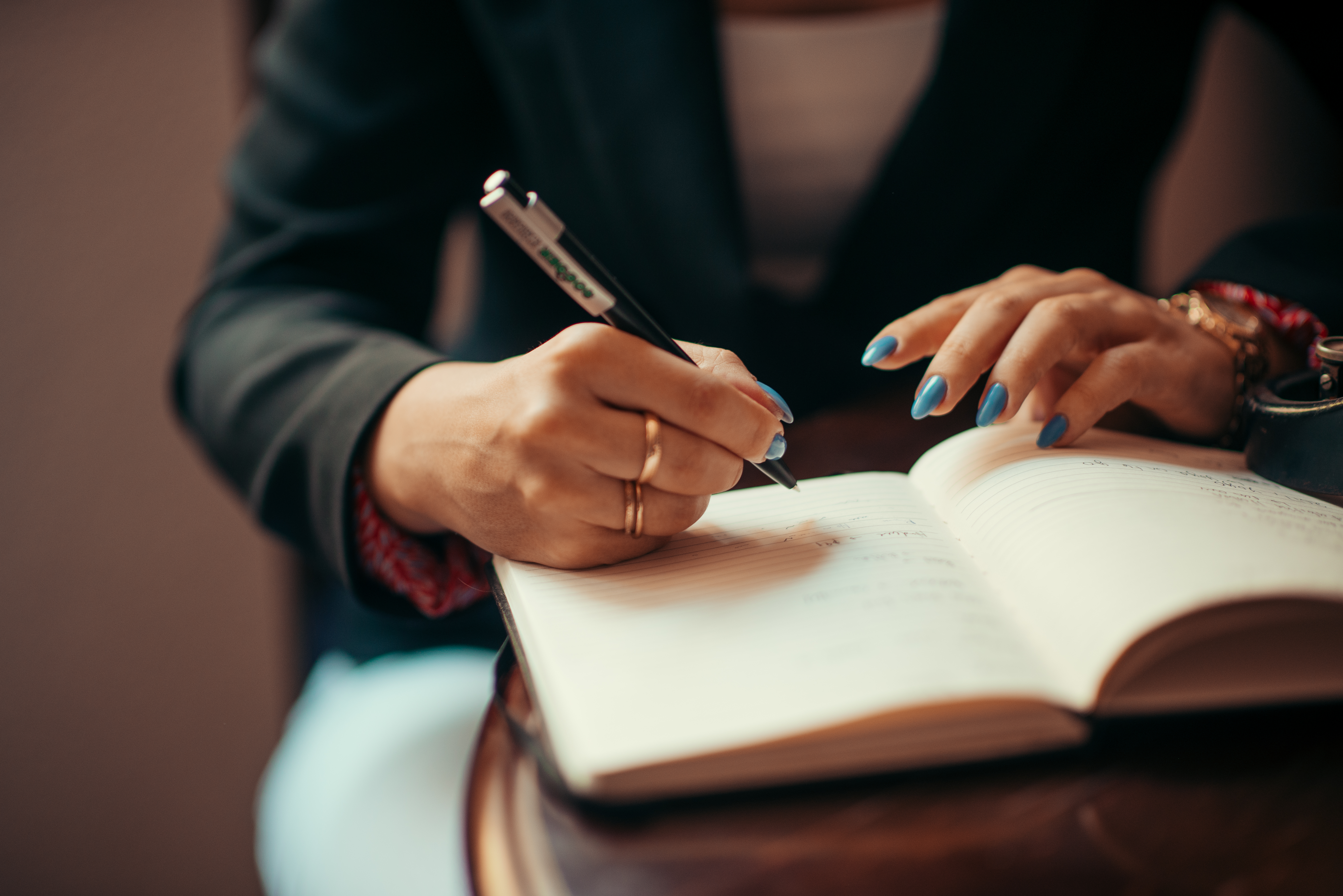 How to Turn Meeting Notes Into Action Items